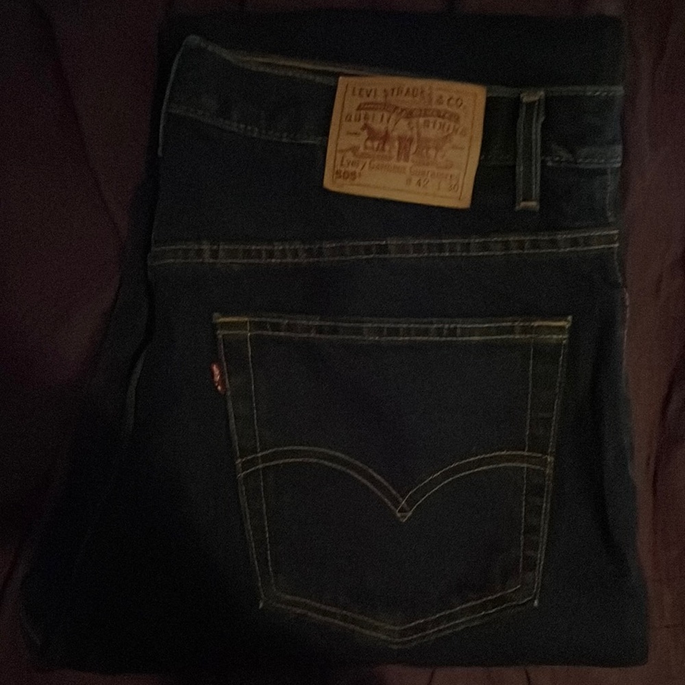 Men's Levi's 505 - 42x30 like new